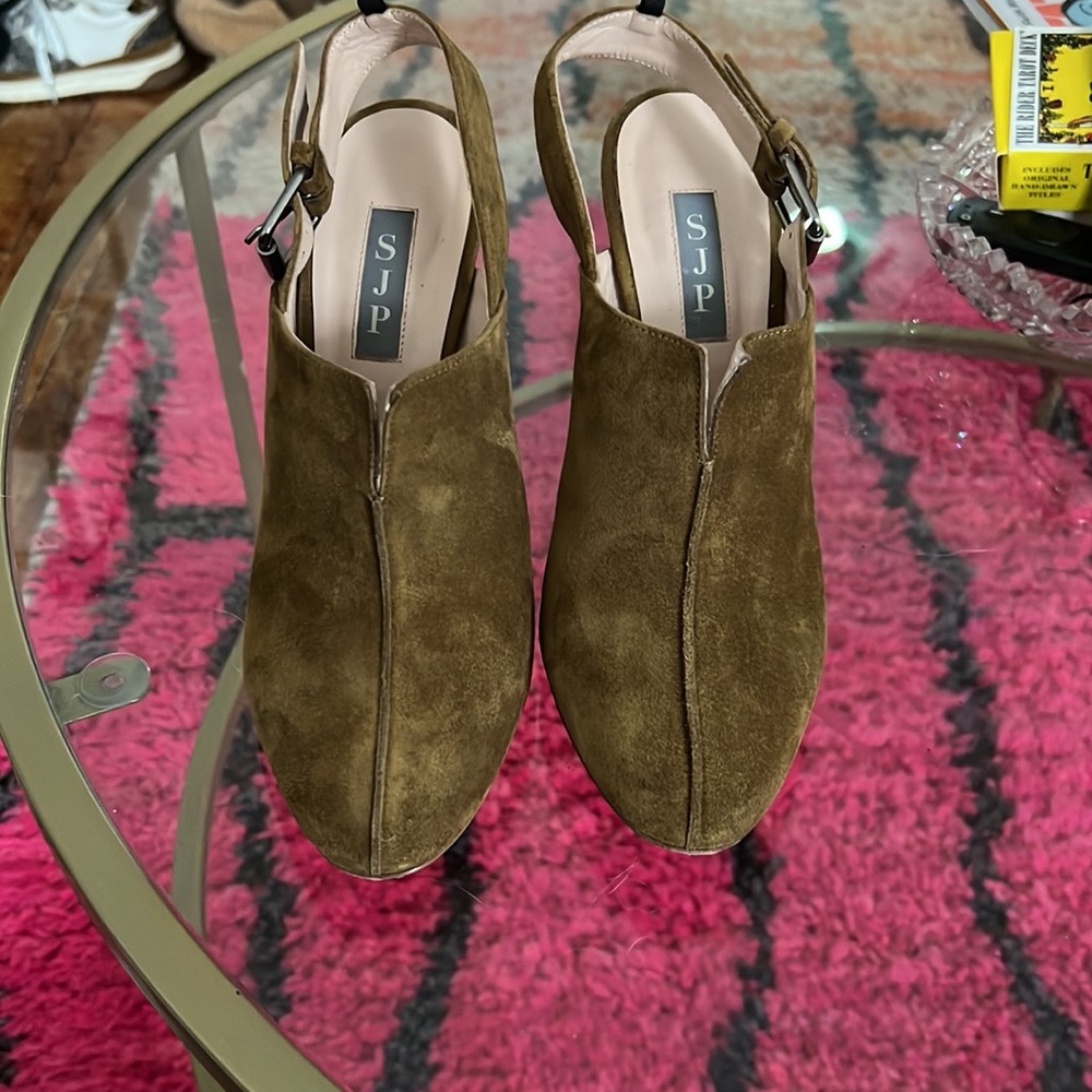 SJP Mason Olive Suede 39.5